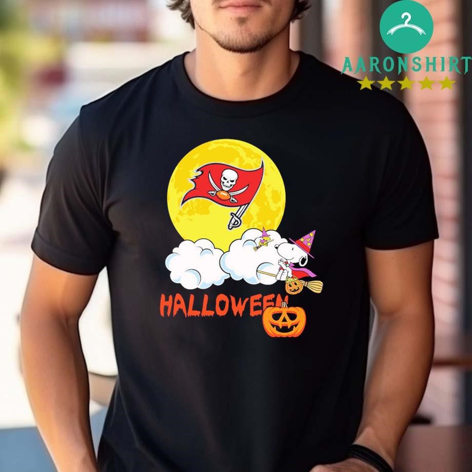 Snoopy Tampa Bay Buccaneers NFL Halloween 2024 Shirt